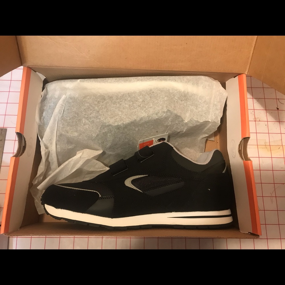 Athletic Works  MEN'S ATHLETIC Shoe Black Item # 2513372 - Picture 3 of 9